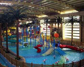 室內水上樂園中型水寨制作案例 室內水上樂園中型水寨制作案例